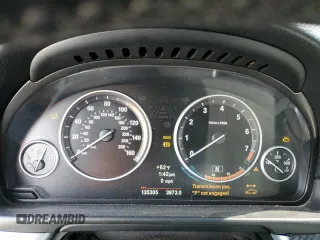 2012 BMW 5 Series 535i z VIN WBAFR7C56CC813083, wystawiony jako Copart lot #48945375 z przebiegiem 135 305 mil mil oraz Szkoda całkowita • Salvage title. Historia ofert i sprzedaży dostępna na DreamBid. Obrazek 9.