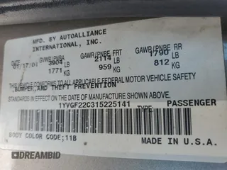 2001 Mazda 626 LX with VIN 1YVGF22C315225141, listed as a Copart auction lot 42004475 with 195,643 mi miles and Salvage Title. Bid and sale history available at carsss.com. Image 12.