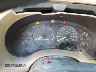 1998 GMC Jimmy SL with VIN 1GKCS13WXW2516025, listed as a Copart auction lot 88762955 with 140,381 mi miles and Salvage Title. Bid and sale history available at carsss.com. Image 9.