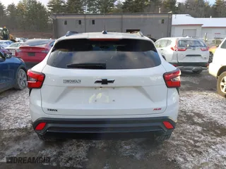 2025 Chevrolet Trax 2RS with VIN KL77LJEPXSC022734, listed as a IAAI auction lot 41373866 with 3,820 mi miles. Bid and sale history available at carsss.com. Image 17.