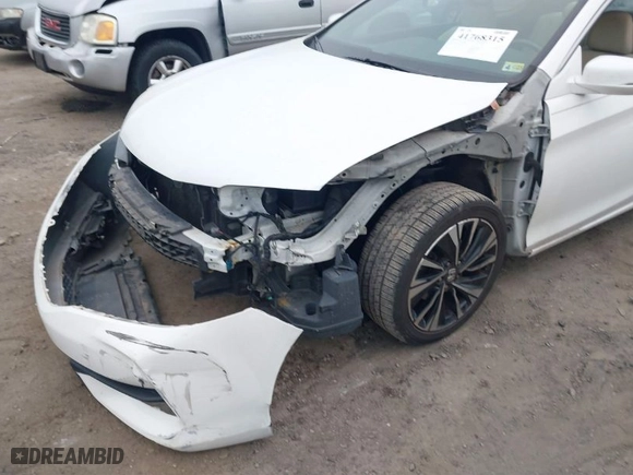2016 Honda Accord Coupe EX-L with VIN 1HGCT1B87GA001813, listed as a IAAI auction lot 41768315 with 94,410 mi miles. Bid and sale history available at carsss.com. Image 6.