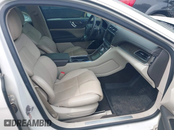 2018 Lincoln Continental Select with VIN 1LN6L9SK5J5615051, listed as a IAAI auction lot 42462912 with 77,581 mi miles and . Bid and sale history available at DreamBid. Image 5.