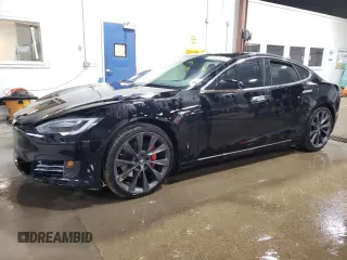 2019 Tesla Model S 100D с VIN 5YJSA1E41KF339541, выставлен на аукционе Copart как лот 64661645 с пробегом 33 515 миль миль и Списание • Salvage title. История ставок и продаж доступна на DreamBid. Изображение 1.