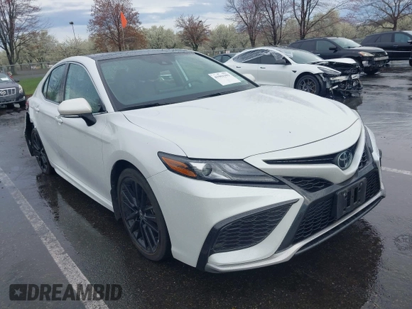 2022 Toyota Camry XSE z VIN 4T1K61AK2NU702362, wystawiony jako IAAI lot #41963393 z przebiegiem 13 541 mil mil oraz . Historia ofert i sprzedaży dostępna na DreamBid. Obrazek 1.