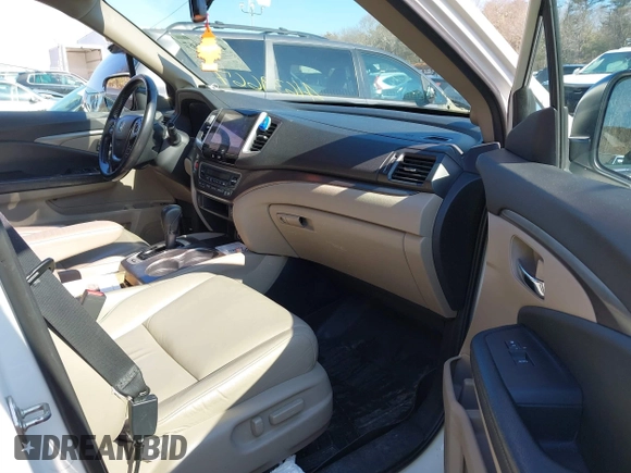 2016 Honda Pilot EX-L with VIN 5FNYF6H50GB073384, listed as a IAAI auction lot 41639667 with 99,267 mi miles. Bid and sale history available at carsss.com. Image 5.
