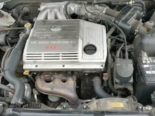 2000 Lexus ES 300 z VIN JT8BF28G3Y5097695, wystawiony jako IAAI lot #43260508 z przebiegiem 238 842 mil mil oraz . Historia ofert i sprzedaży dostępna na DreamBid. Obrazek 14.