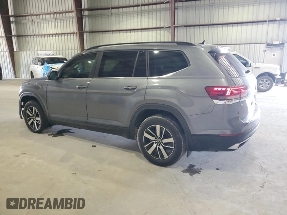 2021 Volkswagen Atlas SE with VIN 1V2DP2CAXMC557210, listed as a Copart auction lot 69634074 with 37,796 mi miles and Salvage title. Bid and sale history available at DreamBid. Image 2.