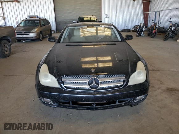 2009 Mercedes-Benz CLS 550 с VIN WDDDJ72XX9A144766, выставлен на аукционе Copart как лот 60898325 с пробегом 152 409 миль миль и Списание • Salvage title. История ставок и продаж доступна на DreamBid. Изображение 5.