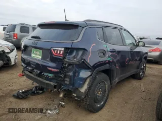 2018 Jeep Compass Trailhawk with VIN 3C4NJDDB5JT112495, listed as a Copart auction lot 44628635 with 62,882 mi miles and Salvage Title. Bid and sale history available at carsss.com. Image 3.