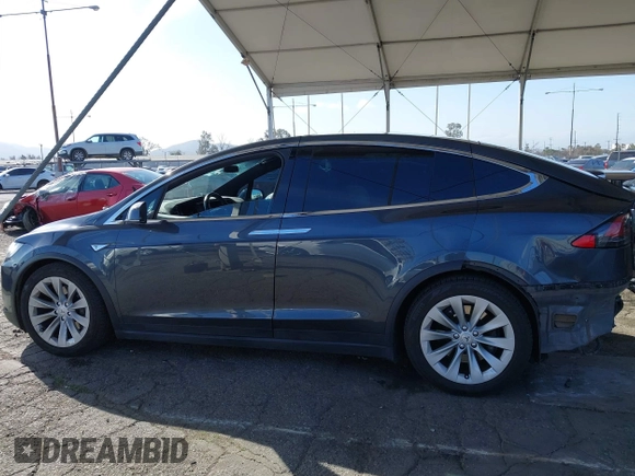 2016 Tesla Model X 70D with VIN 5YJXCBE2XGF006279, listed as a IAAI auction lot 41712973 with 88,398 mi miles and . Bid and sale history available at DreamBid. Image 15.