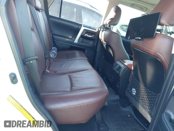 2018 Toyota 4Runner SR5 with VIN JTEBU5JR2J5558620, listed as a IAAI auction lot 41486145 with 172,007 mi miles and . Bid and sale history available at DreamBid. Image 8.