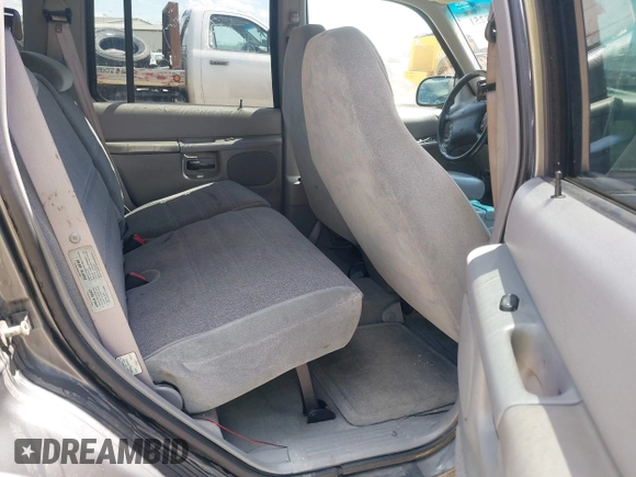 1998 Ford Explorer with VIN 1FMZU32X5WUB79785, listed as a IAAI auction lot 41958251 with 156,787 mi miles and . Bid and sale history available at DreamBid. Image 8.