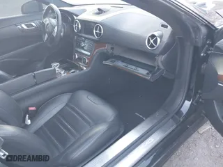 2013 Mercedes-Benz SL-Class SL 63 AMG with VIN WDDJK7EA8DF004394, listed as a IAAI auction lot 41766515 with 999,999 mi miles. Bid and sale history available at carsss.com. Image 5.
