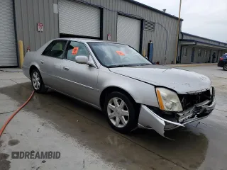 2006 Cadillac DTS 1SD z VIN 1G6KD57Y26U115094, wystawiony jako Copart lot #53534355 z przebiegiem 126 631 mil mil oraz Szkoda całkowita • Salvage title. Historia ofert i sprzedaży dostępna na DreamBid. Obrazek 4.