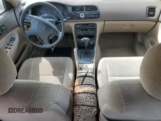 1997 Honda Accord LX with VIN 1HGCD5630VA006092, listed as a Copart auction lot 43310225 with 129,048 mi miles and Salvage Title. Bid and sale history available at carsss.com. Image 8.