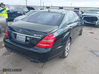 2013 Mercedes-Benz S-Class S 63 AMG with VIN WDDNG7EB1DA504597, listed as a IAAI auction lot 41505669 with 123,429 mi miles. Bid and sale history available at carsss.com. Image 4.