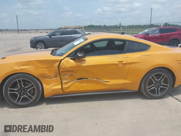 2022 Ford Mustang EcoBoost с VIN 1FA6P8TH9N5136861, выставлен на аукционе IAAI как лот 42299180 с пробегом 25 024 миль миль и . История ставок и продаж доступна на DreamBid. Изображение 6.