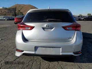 2016 Scion iM z VIN JTNKARJE1GJ505887, wystawiony jako Copart lot #88695115 z przebiegiem 137 491 mil mil oraz Szkoda całkowita • Salvage title. Historia ofert i sprzedaży dostępna na DreamBid. Obrazek 6.