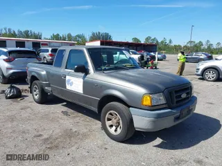 2004 Ford Ranger XL with VIN 1FTYR14U14PA03238, listed as a IAAI auction lot 41858052 with 175,114 mi miles. Bid and sale history available at carsss.com. Image 1.