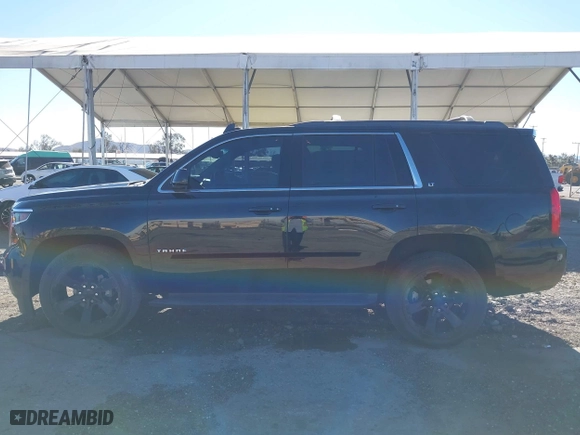 2017 Chevrolet Tahoe LT with VIN 1GNSCBKC6HR283702, listed as a IAAI auction lot 41322585 with 91,736 mi miles. Bid and sale history available at carsss.com. Image 15.