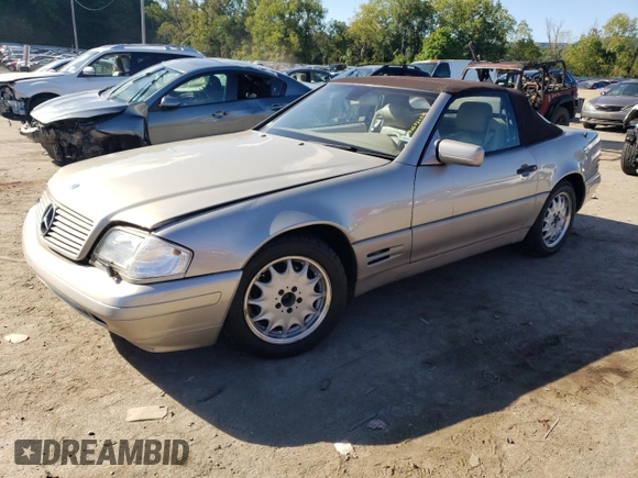 1998 Mercedes-Benz SL-Class with VIN WDBFA67F2WF157294, listed as a Copart auction lot 70878224 with 0 mi miles and Salvage Title. Bid and sale history available at carsss.com. Image 1.