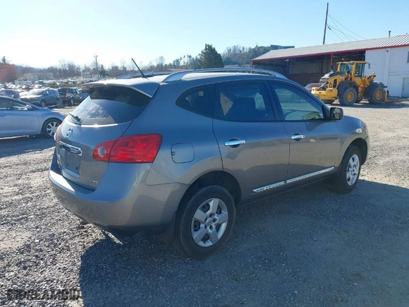 2015 Nissan Rogue Select S with VIN JN8AS5MV1FW771224, listed as a IAAI auction lot 41801035 with 77,504 mi miles. Bid and sale history available at carsss.com. Image 4.