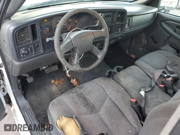 2003 Chevrolet Silverado 1500 with VIN 1GCEC14V83Z253382, listed as a Copart auction lot 84994344 with Not Provided miles and Salvage Title. Bid and sale history available at carsss.com. Image 8.