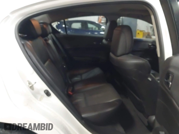 2014 Acura ILX z VIN 19VDE1F35EE006166, wystawiony jako IAAI lot #41320730 z przebiegiem 203 151 mil mil oraz . Historia ofert i sprzedaży dostępna na DreamBid. Obrazek 8.
