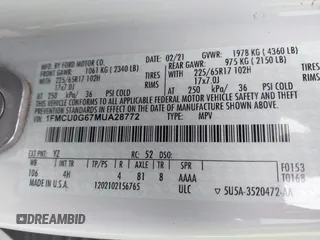 2021 Ford Escape SE with VIN 1FMCU0G67MUA28772, listed as a IAAI auction lot 42114499 with 21,818 mi miles and . Bid and sale history available at DreamBid. Image 9.