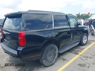 2016 Chevrolet Tahoe LT z VIN 1GNSCBKC8GR393102, wystawiony jako IAAI lot #42209271 z przebiegiem 156 650 mil mil oraz . Historia ofert i sprzedaży dostępna na DreamBid. Obrazek 4.