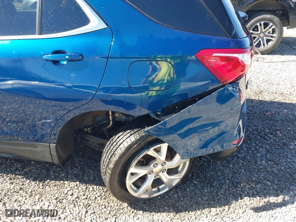 2019 Chevrolet Equinox LT with VIN 2GNAXVEX3K6240633, listed as a IAAI auction lot 41815997 with 80,824 mi miles. Bid and sale history available at carsss.com. Image 6.