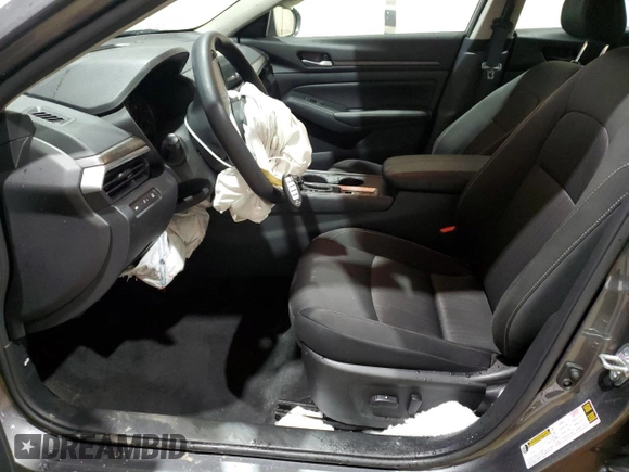2025 Nissan Altima SV with VIN 1N4BL4DW6SN325916, listed as a Copart auction lot 43332525 with 6,910 mi miles and Salvage Title. Bid and sale history available at DreamBid. Image 7.
