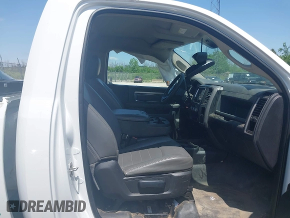 2018 Ram 2500 Tradesman with VIN 3C6LR5AT1JG142094, listed as a IAAI auction lot 42524458 with 201,706 mi miles and . Bid and sale history available at DreamBid. Image 5.