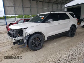 2017 Ford Explorer XLT с VIN 1FM5K8D82HGC85605, выставлен на аукционе Copart как лот 57569945 с пробегом 92 518 миль миль и Списание • Salvage title. История ставок и продаж доступна на DreamBid. Изображение 1.