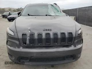 2018 Jeep Cherokee Limited z VIN 1C4PJLDB2JD621355, wystawiony jako Copart lot #88645085 z przebiegiem 135 787 mil mil oraz Szkoda całkowita • Salvage title. Historia ofert i sprzedaży dostępna na DreamBid. Obrazek 5.