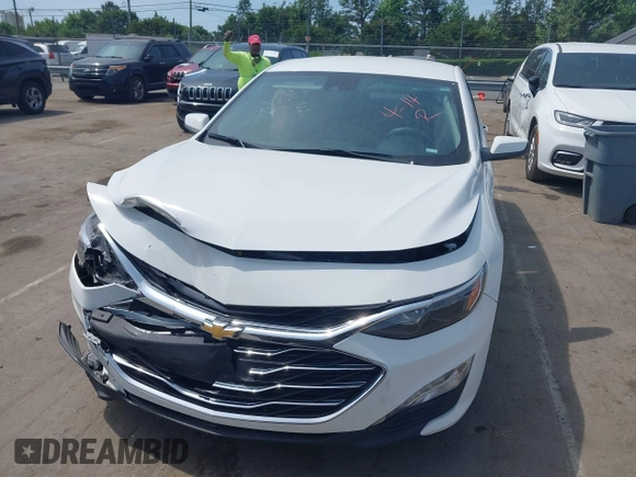 2024 Chevrolet Malibu LT with VIN 1G1ZD5ST5RF140452, listed as a IAAI auction lot 42174072 with 29,916 mi miles and . Bid and sale history available at DreamBid. Image 12.