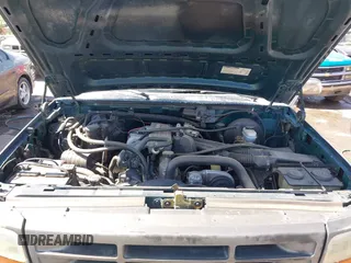 1992 Ford F-150 z VIN 1FTDF15Y7NPA70761, wystawiony jako IAAI lot #42461001 z przebiegiem 180 074 mil mil oraz . Historia ofert i sprzedaży dostępna na DreamBid. Obrazek 10.