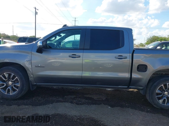 2020 Chevrolet Silverado 1500 LT with VIN 3GCPWCEKXLG169337, listed as a IAAI auction lot 40701140 with 73,675 mi miles. Bid and sale history available at carsss.com. Image 13.
