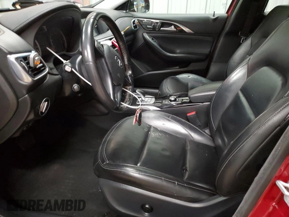 2017 Infiniti QX30 Premium z VIN SJKCH5CR7HA016566, wystawiony jako Copart lot #50260005 z przebiegiem Nie podano mil oraz Szkoda całkowita • Salvage title. Historia ofert i sprzedaży dostępna na DreamBid. Obrazek 7.