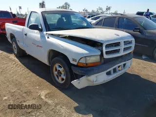 1999 Dodge Dakota SLT with VIN 1B7FL26X1XS190195, listed as a IAAI auction lot 41355250 with 223,174 mi miles. Bid and sale history available at carsss.com. Image 1.