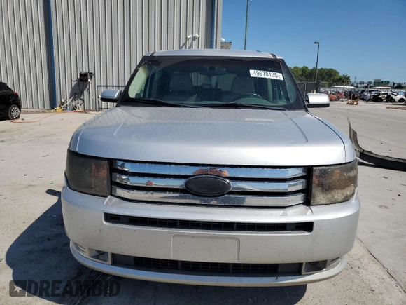 2011 Ford Flex SEL z VIN 2FMGK5CC5BBD30015, wystawiony jako Copart lot #49678135 z przebiegiem 200 998 mil mil oraz Szkoda całkowita • Salvage title. Historia ofert i sprzedaży dostępna na DreamBid. Obrazek 5.