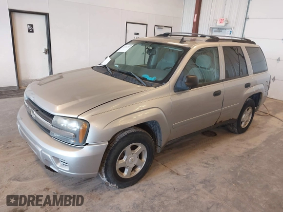 2006 Chevrolet TrailBlazer LS with VIN 1GNDT13S162121748, listed as a IAAI auction lot 42210260 with 236,517 mi miles and . Bid and sale history available at DreamBid. Image 2.