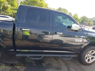 2016 Ram 1500 Laramie z VIN 1C6RR7NT4GS397534, wystawiony jako IAAI lot #42159199 z przebiegiem 120 322 mil mil oraz . Historia ofert i sprzedaży dostępna na DreamBid. Obrazek 13.