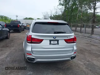 2018 BMW X5 xDrive35i z VIN 5UXKR0C5XJ0Y00343, wystawiony jako IAAI lot #42368337 z przebiegiem 52 101 mil mil oraz . Historia ofert i sprzedaży dostępna na DreamBid. Obrazek 16.
