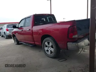 2013 Ram 1500 SLT z VIN 1C6RR7GP5DS651182, wystawiony jako IAAI lot #41551602 z przebiegiem Nie podano mil oraz . Historia ofert i sprzedaży dostępna na DreamBid. Obrazek 13.