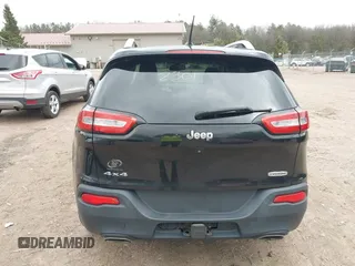 2015 Jeep Cherokee Latitude с VIN 1C4PJMCS1FW577223, выставлен на аукционе IAAI как лот 42082301 с пробегом 140 884 миль миль и . История ставок и продаж доступна на DreamBid. Изображение 16.