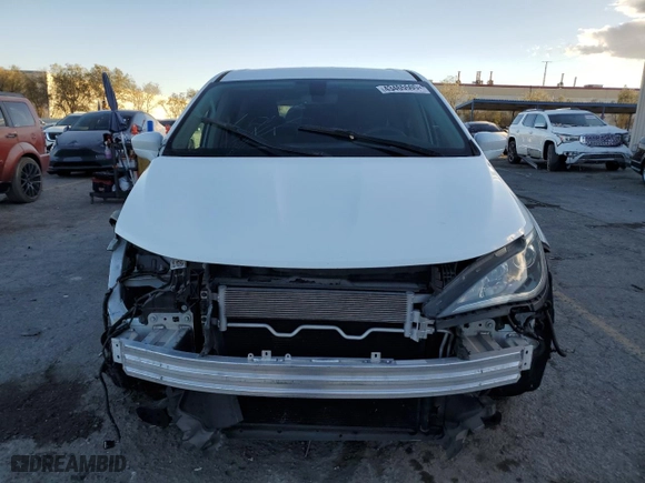 2020 Chrysler Pacifica Touring with VIN 2C4RC1FG7LR110210, listed as a Copart auction lot 43465505 with 72,704 mi miles and Salvage Title. Bid and sale history available at carsss.com. Image 5.