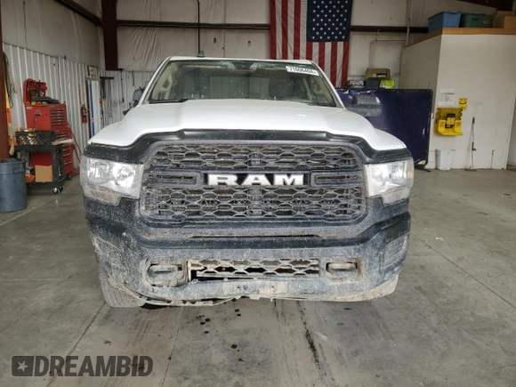 2020 Ram 2500 Tradesman with VIN 3C6UR5HJ7LG178299, listed as a Copart auction lot 71006404 with 214,734 mi miles and Salvage Title. Bid and sale history available at carsss.com. Image 5.