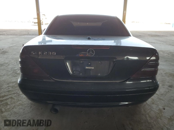 2003 Mercedes-Benz SLK 230 Kompressor z VIN WDBKK49F83F288867, wystawiony jako Copart lot #75726114 z przebiegiem 121 407 mil mil oraz Szkoda całkowita • Salvage title. Historia ofert i sprzedaży dostępna na DreamBid. Obrazek 6.