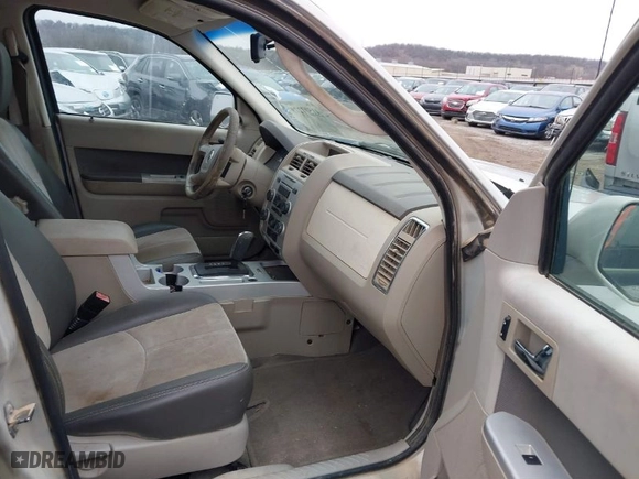2009 Mercury Mariner Premier with VIN 4M2CU97G29KJ04414, listed as a IAAI auction lot 41507279 with 151,892 mi miles. Bid and sale history available at carsss.com. Image 5.